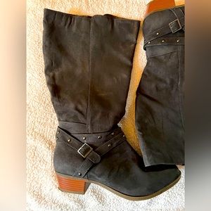 Torrid Boot Women Sz 11.5W Gray Tall Wide Calf Zip Up Stretch Panel Block Heel